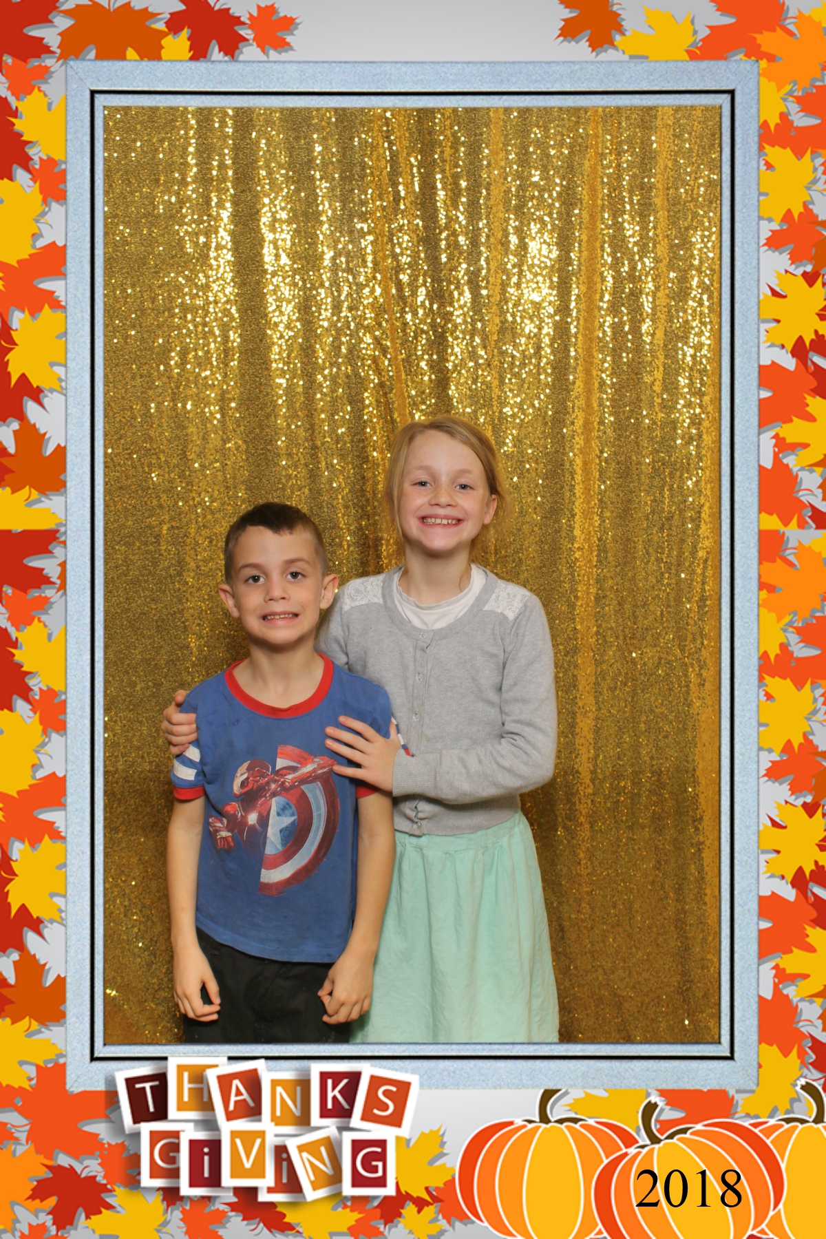 Thanksgiving 2018 | View more photos from the event at gallery.niknoxphotobox.com/u/NiKnox-Photo-Box/Thanksgiving-2018